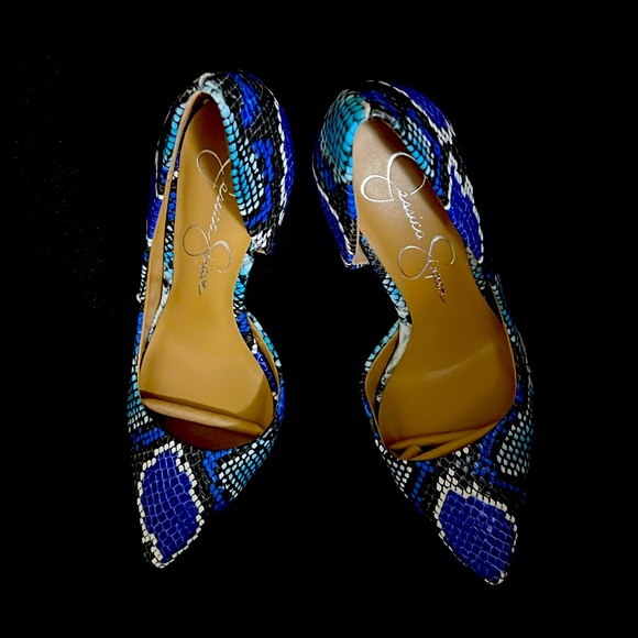 Jessica Simpson Pheona Pumps - Picture 1 of 4